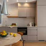 Apartament Newly Renovated Stylish Eixample - Great Location Barcelona