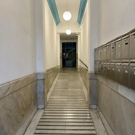 Apartamento Newly Renovated Stylish Eixample - Great Location Barcelona