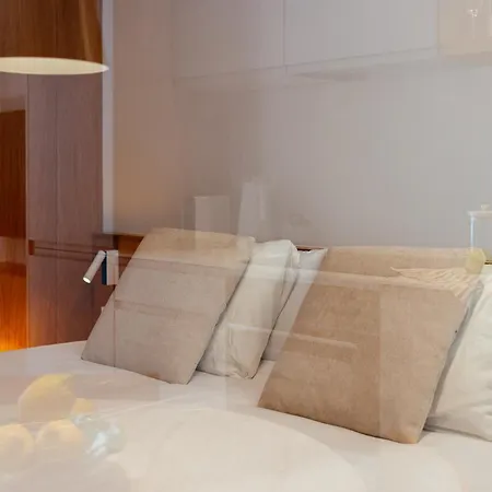 Newly Renovated Stylish Eixample - Great Location Lägenhet Barcelona