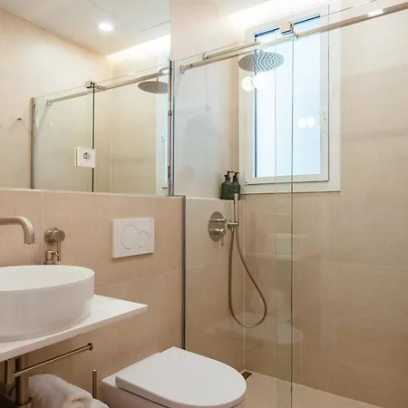 Lägenhet Newly Renovated Stylish Eixample - Great Location *