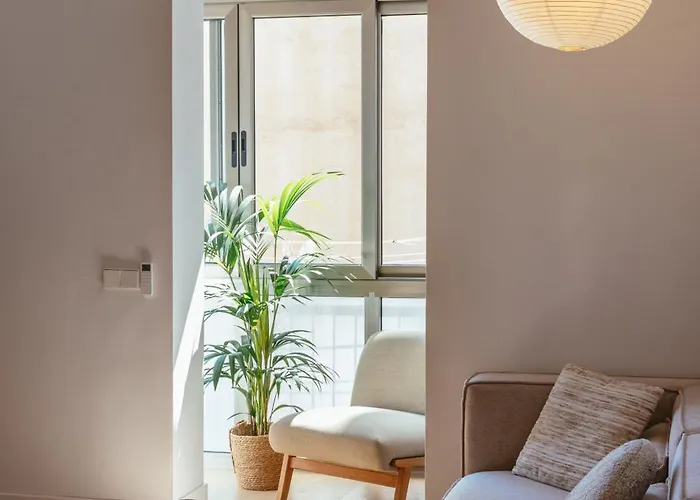 Newly Renovated Stylish Eixample - Great Location * Барселона